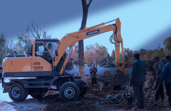 寶鼎80輪式挖掘機.jpg 寶鼎80輪式挖掘機.jpg