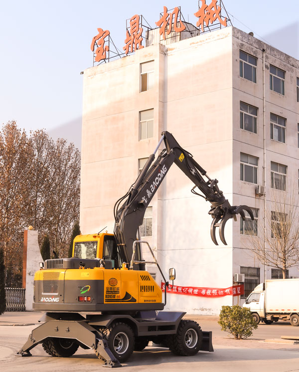 寶鼎輪式挖掘機廠家.jpg 寶鼎輪式挖掘機廠家.jpg