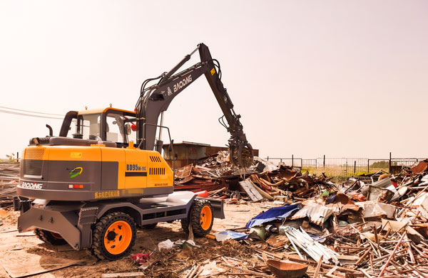 抓木機抓鐵機.jpg 抓木機抓鐵機.jpg