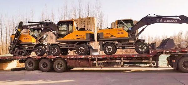 寶鼎輪式挖掘機運輸車.jpg 寶鼎輪式挖掘機運輸車.jpg