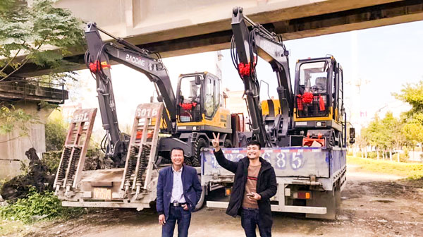 寶鼎95輪式挖掘機用戶.jpg 寶鼎95輪式挖掘機用戶.jpg