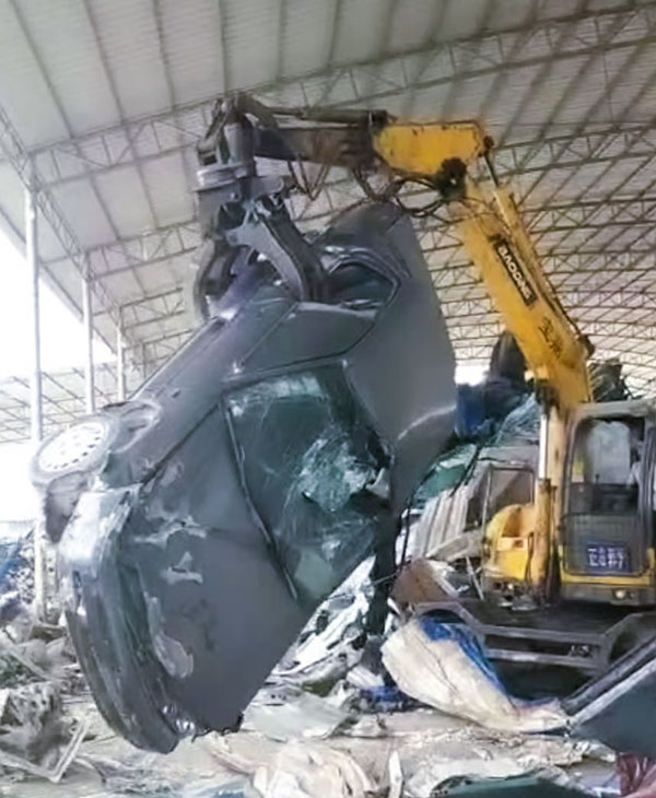 寶鼎多用抓鐵機.pic.jpg 寶鼎多用抓鐵機.pic.jpg