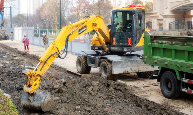 液壓行走輪式挖掘機(jī) 液壓行走輪式挖掘機(jī)