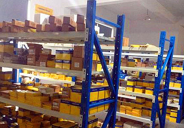 寶鼎抓木機配件中轉站 寶鼎抓木機配件中轉站