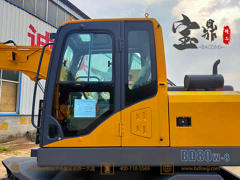 輪式挖掘機(jī)出口非洲 輪式挖掘機(jī)出口非洲