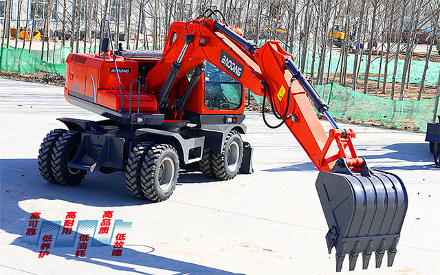 寶鼎150輪挖 寶鼎150輪挖