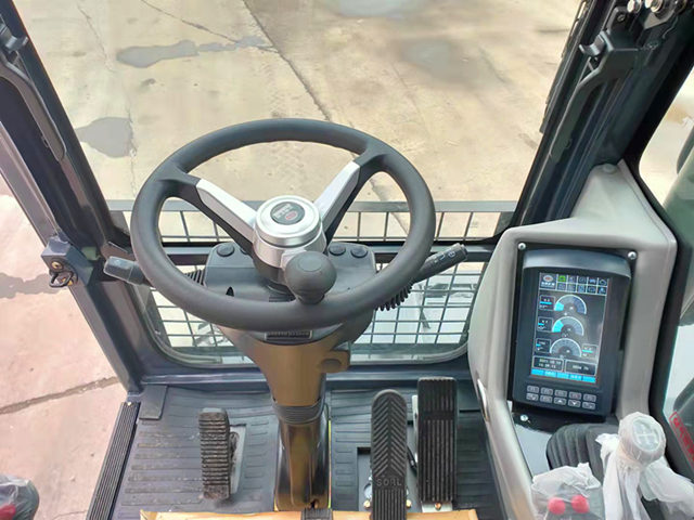 寶鼎新款抓木機 寶鼎新款抓木機