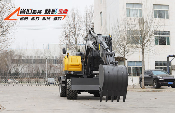 輪式挖掘機(jī) 輪式挖掘機(jī)