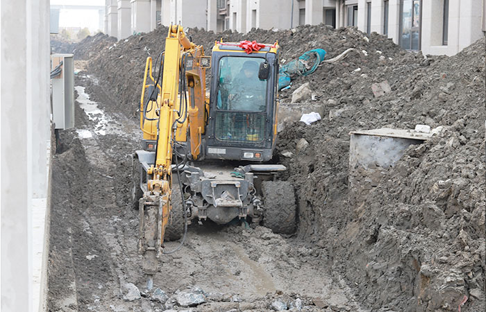 輪式挖掘機 輪式挖掘機