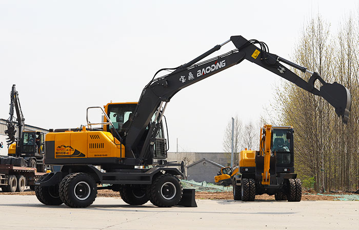 輪式挖掘機(jī) 輪式挖掘機(jī)