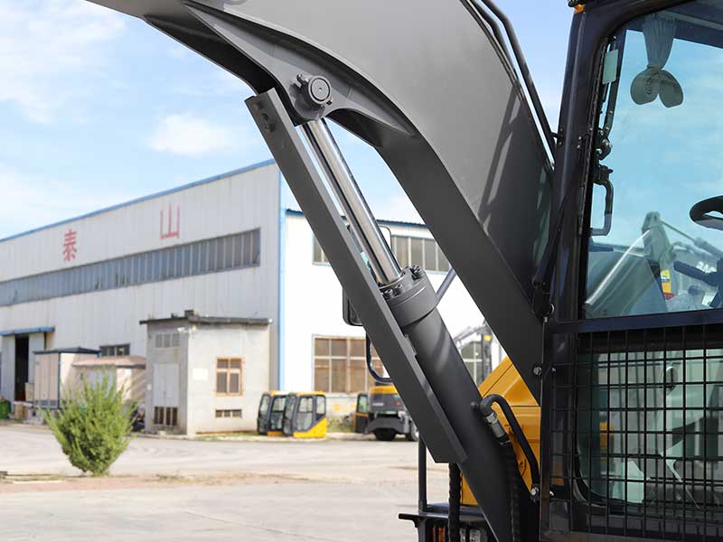 小型挖掘機 小型挖掘機