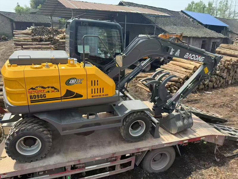 寶鼎90G輪式抓木機