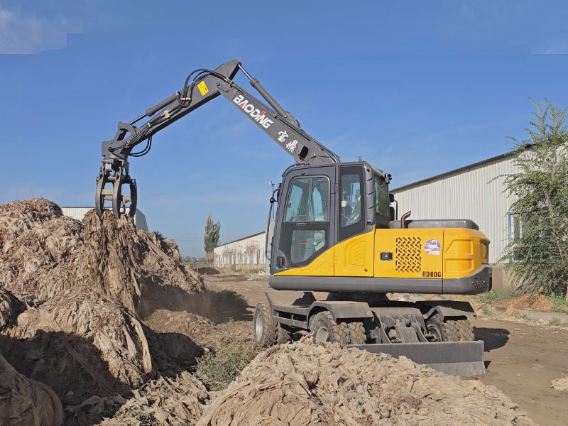 80G抓木機.jpg 80G抓木機.jpg