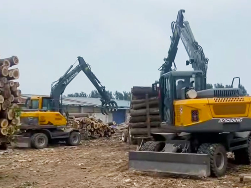 寶鼎95E抓木機(jī)靈活裝卸不費(fèi)油