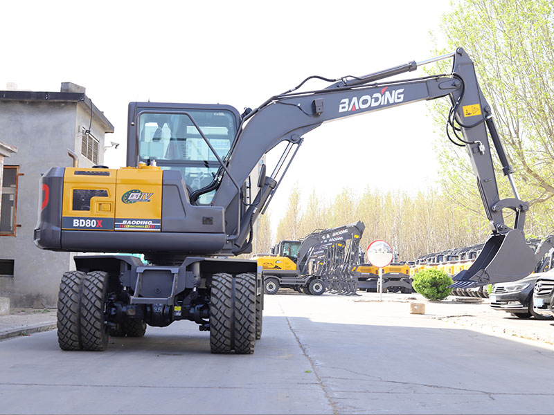 寶鼎80X挖掘機1.jpg 寶鼎80X挖掘機1.jpg