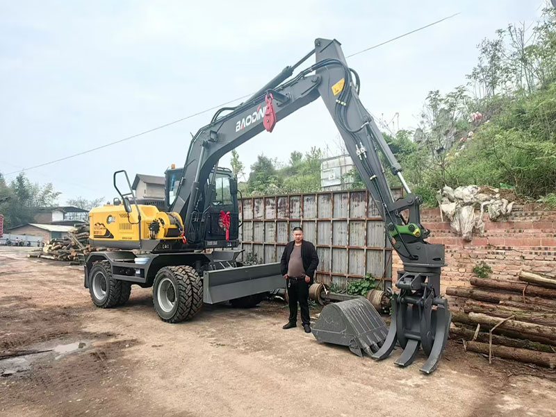 寶鼎125plus抓木機.jpg 寶鼎125plus抓木機.jpg