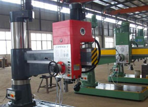 搖臂鉆-寶鼎挖掘機(jī)廠家設(shè)備 搖臂鉆-寶鼎挖掘機(jī)廠家設(shè)備