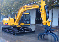 寶鼎WY90D-9型履帶式抓木機(jī)批量下線倍受青睞完善定制化服務(wù)