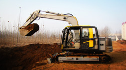 堅持高性價比--寶鼎液壓反鏟履帶80型挖掘機即將下線調(diào)試