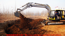 應對工程機械國Ⅲ排放標準,寶鼎挖掘機廠家換代產品出爐