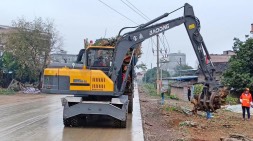 寶鼎輪式挖掘機(jī)致敬一路奔波的你