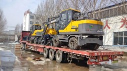 寶鼎多功能輪式挖掘機(jī)~冰天雪地難擋發(fā)車熱潮