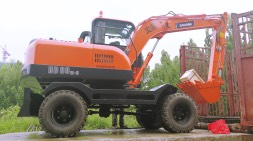 寶鼎-生產(chǎn)輪式挖掘機(jī)我們是專業(yè)的