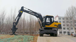 貴州老叟致富經歷:輪式抓木機年入50萬