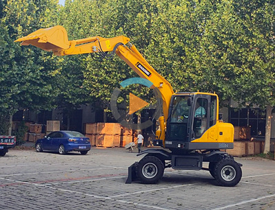 2019款寶鼎BD80W小型輪式挖掘機