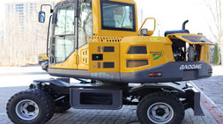 高品質(zhì)輪挖-寶鼎80輪式挖掘機(jī)