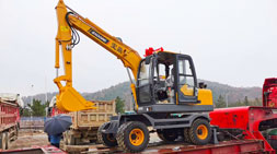 寶鼎輪式挖掘機(jī)廠家專注成就專業(yè)