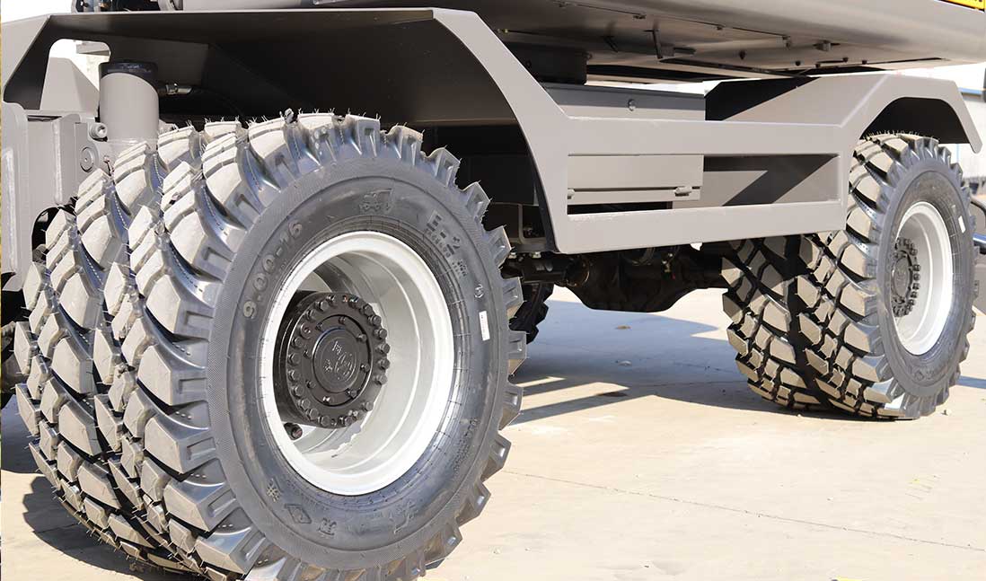 寶鼎BD120WD輪式抓木機